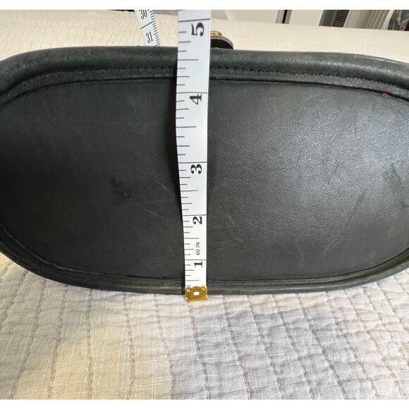 Vintage Coach Binocular Shoulder Bag – Style No. 087-2045 – Black Leather - Picture 7 of 16